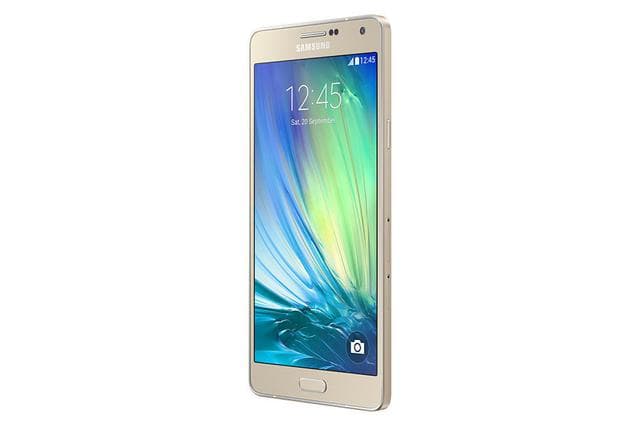 Телефон Samsung Galaxy A7 — фото из отзыва «Стоит брать только по 50% скидке.»