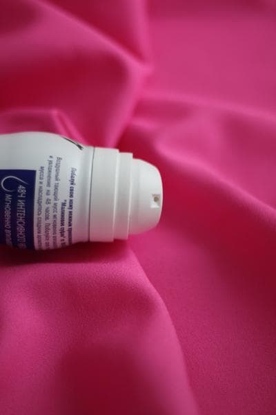 Мусс Nivea Малиновое суфле — фото из отзыва «Прекрасно увлажняет кожу и вкусно пахнет» (3 из 5)