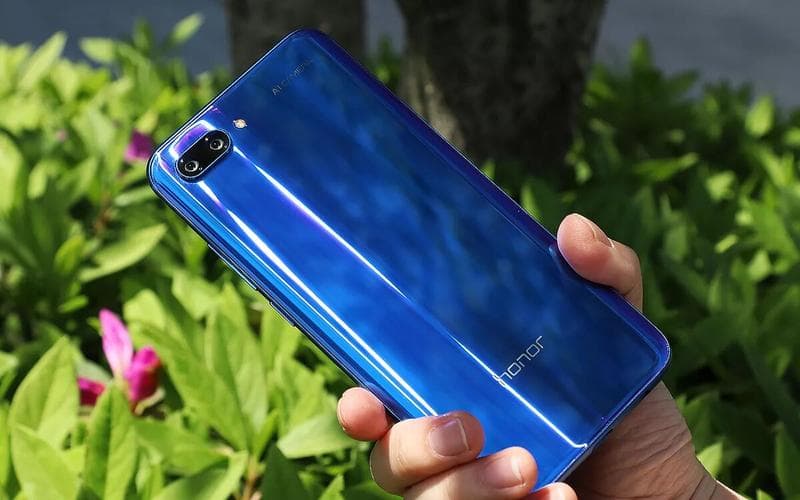 Телефон Huawei Honor 10 — фото из отзыва «Очень рада покупке данного смартфона»