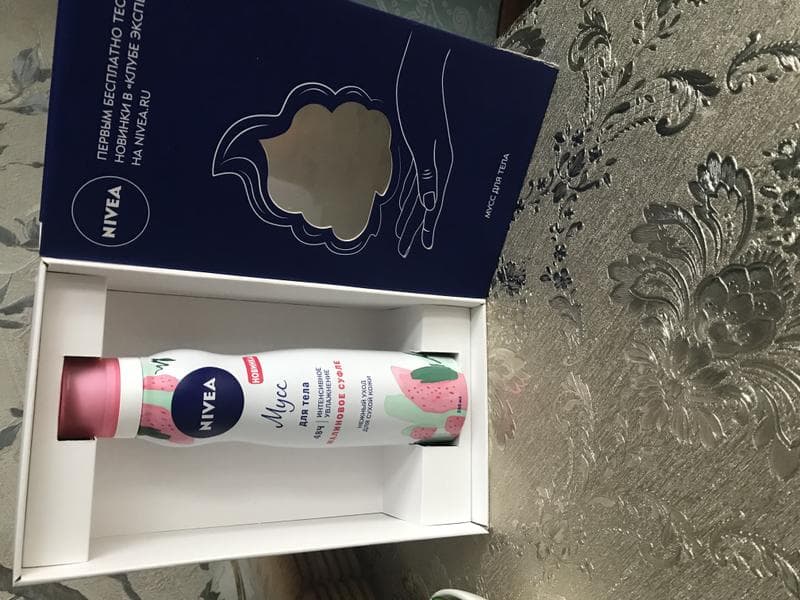 Мусс для тела Nivea Малиновое суфле — фото из отзыва «Альтернатива лосьону, но более приятная и нежная структура» (1 из 2)