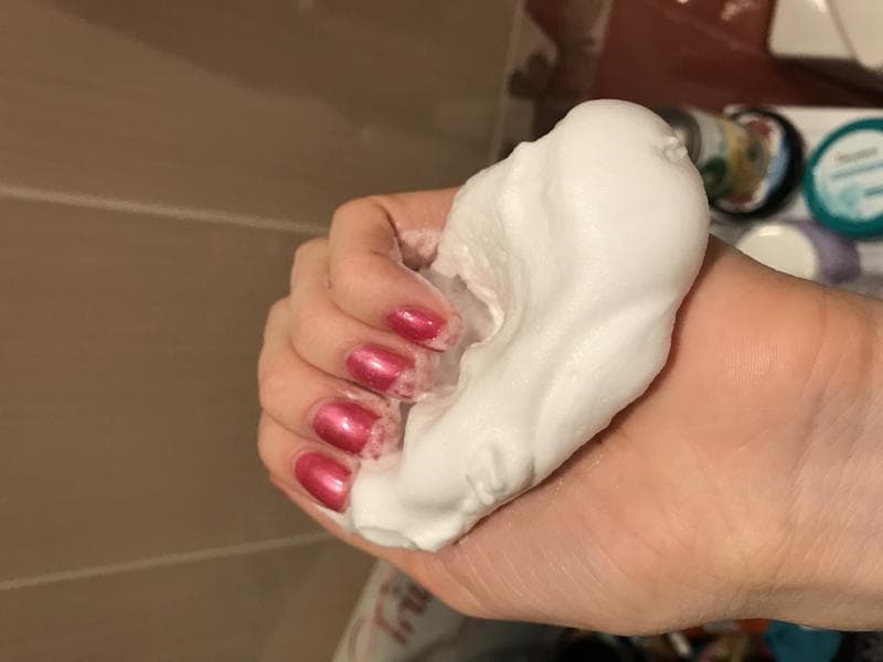 Мусс для тела Nivea Малиновое суфле — фото из отзыва «Альтернатива лосьону, но более приятная и нежная структура» (2 из 2)