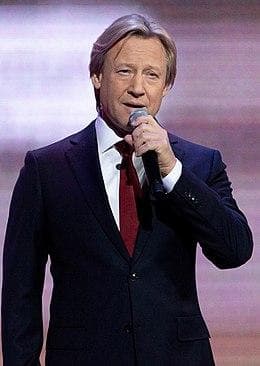 Дмитрий Харатьян — фото из отзыва «Талантливый, харизматичный, отлично поющий актер»