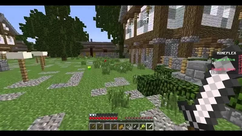 Игра "Minecraft" — фото из отзыва «Строительная пиксельная игра»