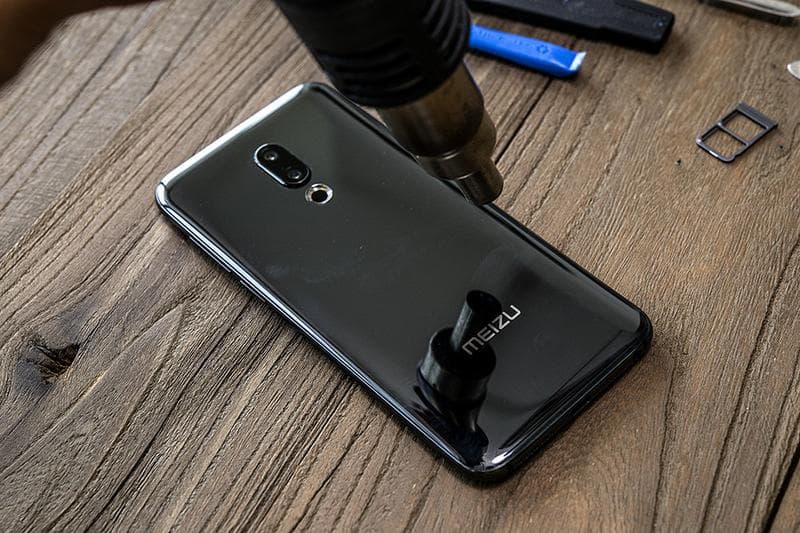 Телефон Meizu 16th — фото из отзыва «Производительный телефон.» (2 из 2)