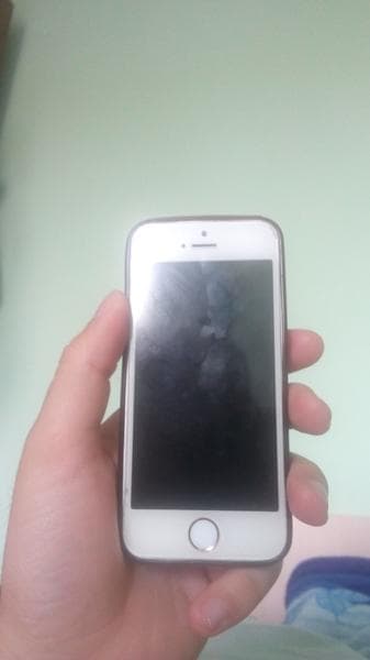 Телефон Apple Iphone 6s — фото из отзыва «Телефон очень удобен при использовании.»