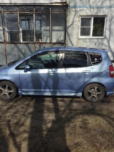 Автомобиль Honda Fit, 2002 г. — фото из отзыва «Голубая мечта» (1 из 2)