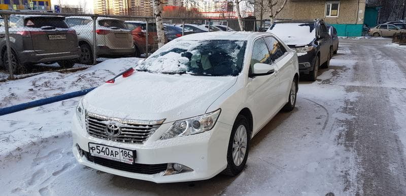 Автомобиль Toyota Camry, 2012 г. — фото из отзыва «Достойный автомобиль»