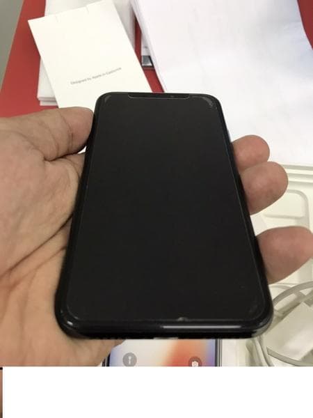 Телефон Apple iPhone XR — фото из отзыва «Вообщем я доволен этим iPhone, особенно заряд батареи.» (1 из 2)