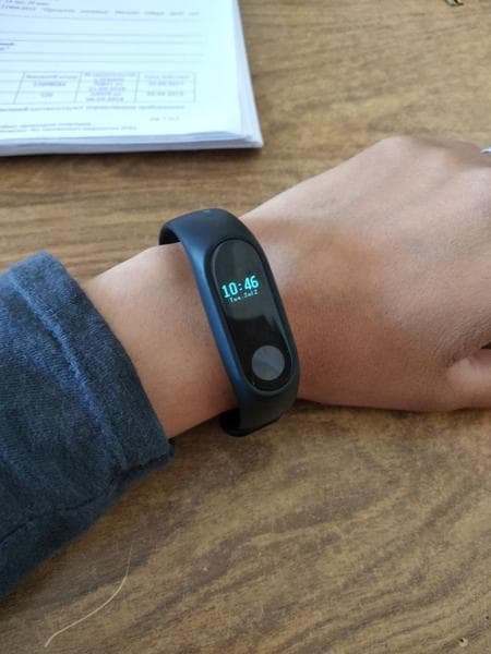 Часы Xiaomi mi band 2 — фото из отзыва «Эти часы полезная вещь»