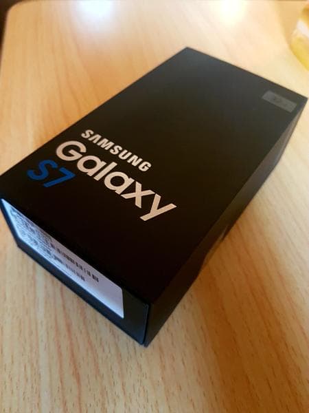 Телефон Samsung Galaxy s7 Active — фото из отзыва «Хорош»