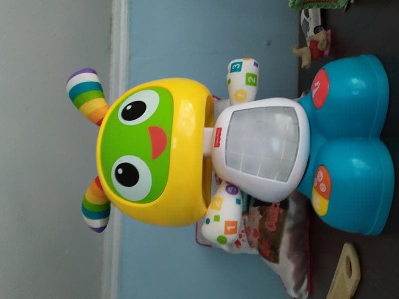 Робот бибо Fisher Price — фото из отзыва «Не стоит своих денег.»