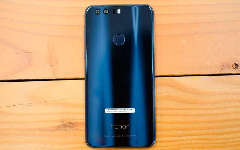 Телефон Huawei Honor 8 — фото из отзыва «Очень хороший телефон, супер, очень качественный.»