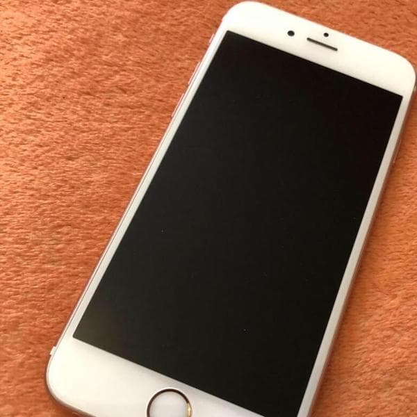 Телефон Apple iPhone 6 — фото из отзыва «Очень хороший телефон!»