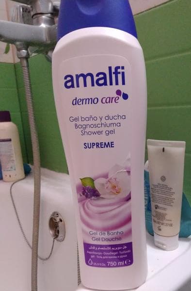 Гель для душа Amalfi Supreme — фото из отзыва «Потрясающие аромат и мягкость.»