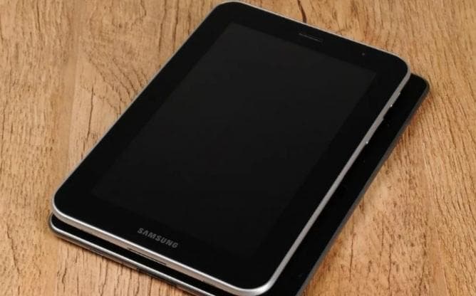Планшет Samsung Galaxy Tab 7.7 — фото из отзыва «Самый лучший планшет по сравнению с другими, рекомендую!»