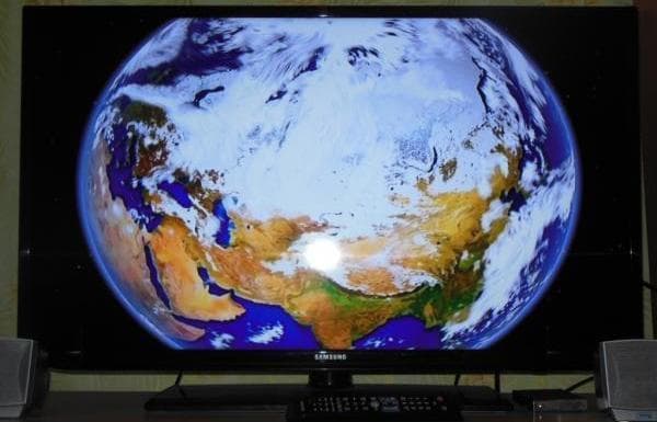Телевизор Samsung UE40EH5307K — фото из отзыва «За свою цену 23000, очень достойный»