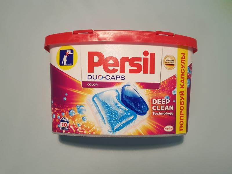 Капсулы PERSIL DUO-CAPS COLOR — фото из отзыва «Отлично отстирывают»