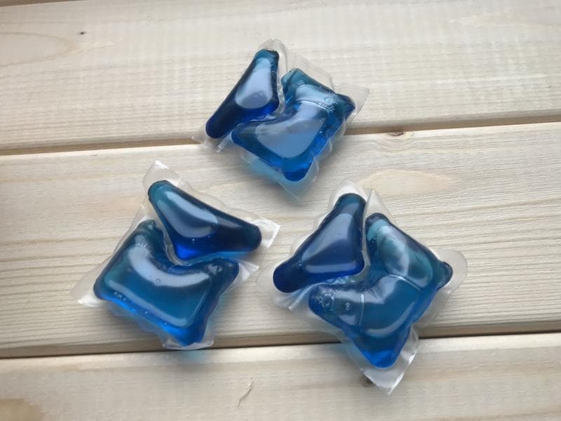 Капсулы PERSIL DUO-CAPS COLOR — фото из отзыва «Одна капсула отстирала 3 вида загрязнений»