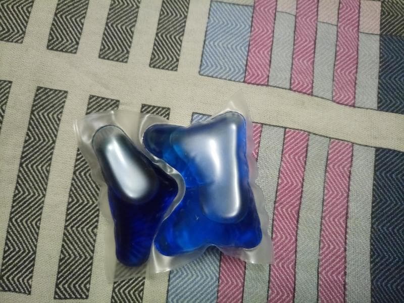 Капсулы PERSIL DUO-CAPS COLOR — фото из отзыва «Пятновыводимые капсулки»