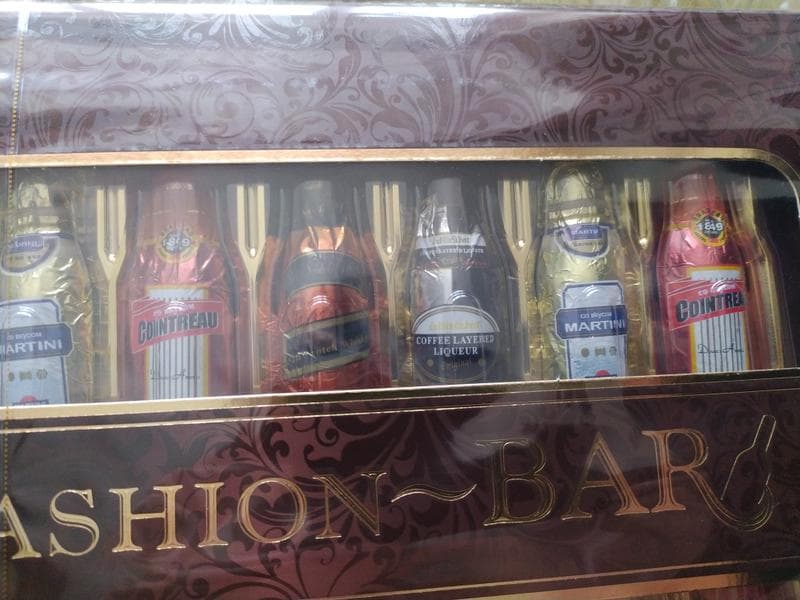 Конфеты CONFASHION - BAR в коробке — фото из отзыва «Отличный подарок для мужчины.» (4 из 5)