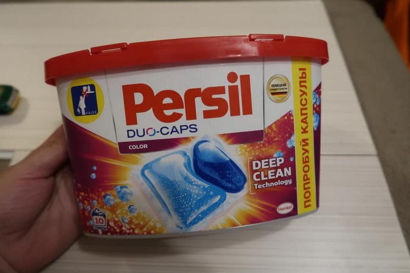 Капсулы PERSIL DUO-CAPS COLOR — фото из отзыва «Хорошие капсулы для стирки!!!»