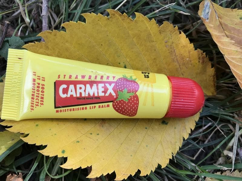 Бальзам для губ Carmex  — фото из отзыва «Крутой, доступный и универсальный. обожаю Carmex!»