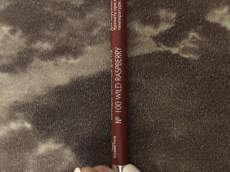 Карандаш для губ TF Professional LIPLINER — фото из отзыва «Удобный карандаш с точилкой» (3 из 3)