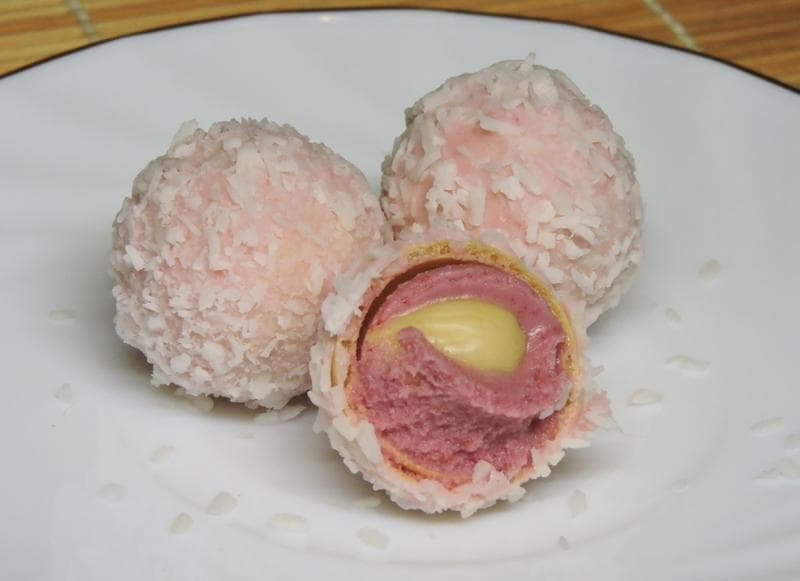 Конфеты FERRERO Raffaello малина — фото из отзыва «Ожидала большего.»