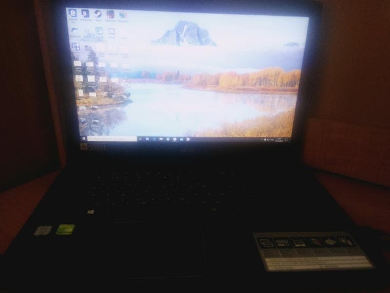 Ноутбук Acer E5-575G-34PS — фото из отзыва «Очень хороший ноутбук за свою цену, полуигровой.»