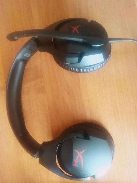 Наушники HyperX Cloud Stinger HX-HSCS-BK/EE — фото из отзыва «Очень хорошие игровые наушники за свою цену.» (2 из 3)