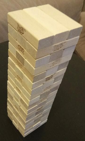Jenga (Дженга) Hasbro — фото из отзыва «Попробуй не уронить»