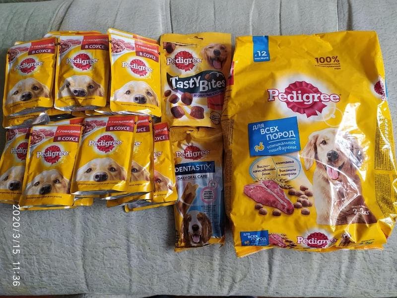 Запас кормов Pedigree на 2 недели — фото из отзыва «Хорошие доступные корма.»