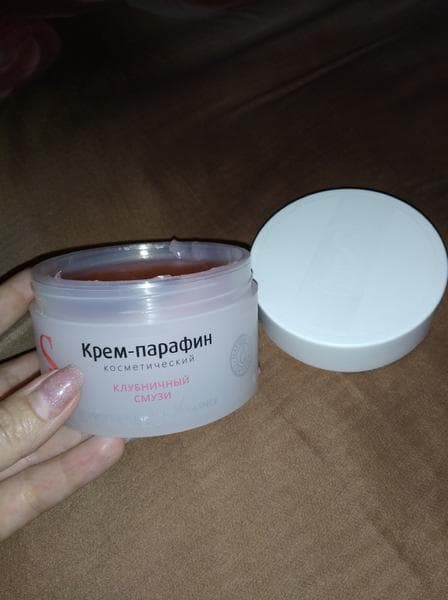 Крем Aravia Крем-парафин — фото из отзыва «Мягкие и бархатистые ручки за несколько минут!» (1 из 2)