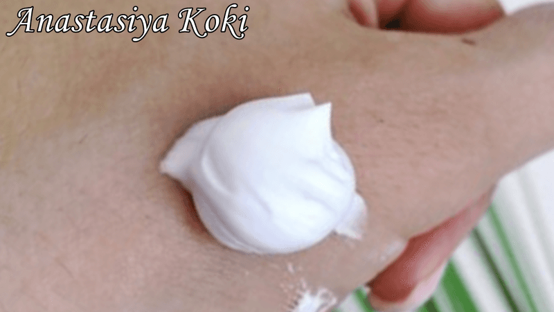 Пена для бритья Gillette для чувствительной кожи — фото из отзыва «Одна из наших любимых» (1 из 2)