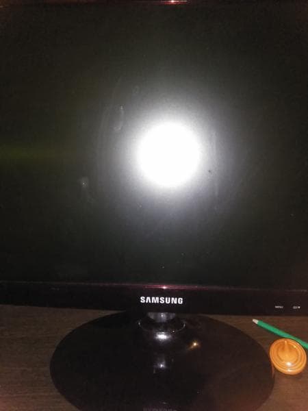 Монитор Samsung SuncMaster E1720 — фото из отзыва «Отличный монитор, приемлимая цена!» (1 из 2)
