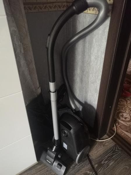 Пылесос Philips PowerGo — фото из отзыва «Лучшее вложение за небольшие деньги.» (1 из 2)