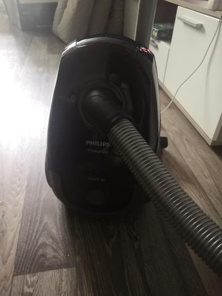 Пылесос Philips PowerGo — фото из отзыва «Лучшее вложение за небольшие деньги.» (2 из 2)