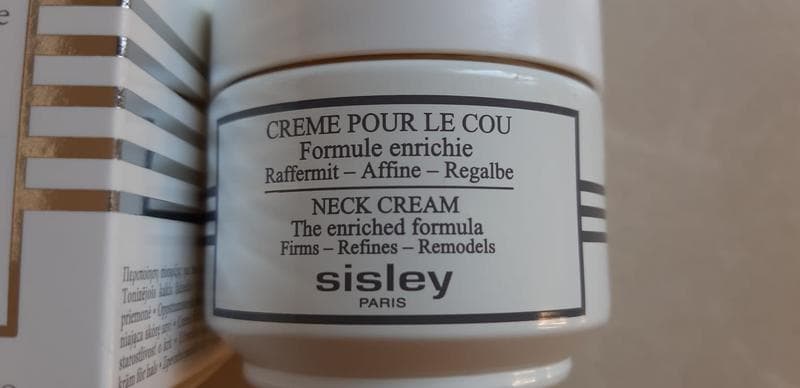 Крем для шеи Sisley Crème pour le Cou — фото из отзыва «Неплохой крем, если использовать долго.» (2 из 2)