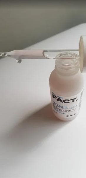 Сыворотка пилинг для лица FACT Lactic Acid 5% + 3D Hyaluronic Acid 2% — фото из отзыва «Польза и эффект» (2 из 2)