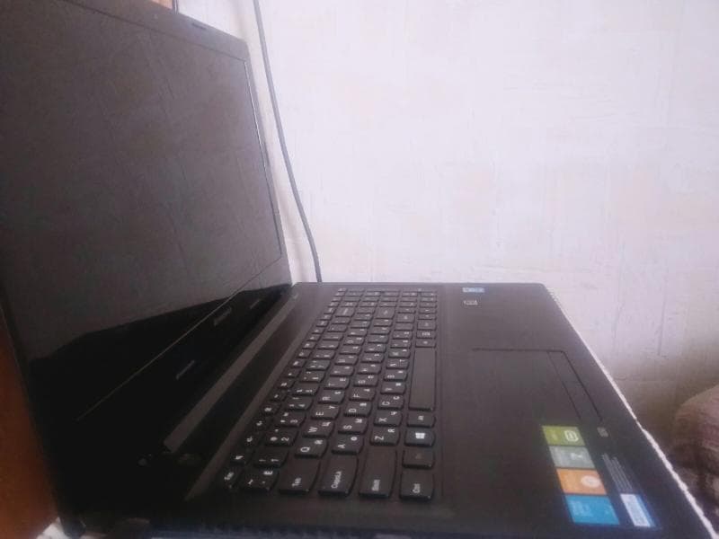 Ноутбук Lenovo G50 — фото из отзыва «Хоть этот ноутбук является старой версией, работает он довол» (2 из 2)