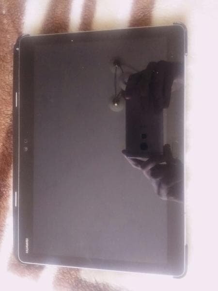 Планшет Huawei MediaPad M3 Lite 10 — фото из отзыва «Весьма качественный планшет, не хуже других моделей, но ценн»