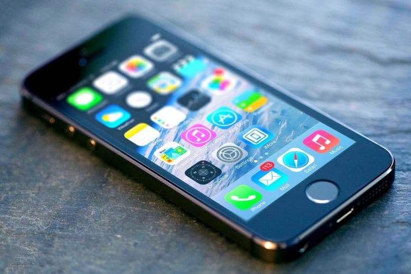 Телефон Apple iPhone 5 — фото из отзыва «Вполне нормальный телефон»