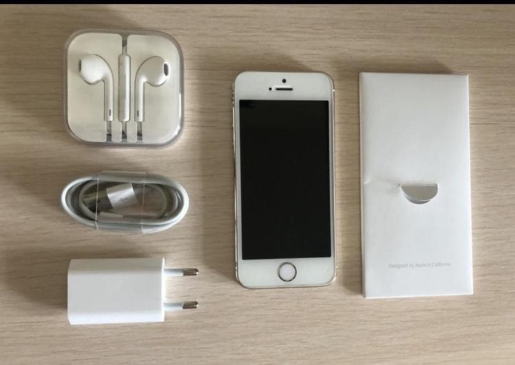 Телефон Apple iphone 5s — фото из отзыва «Очень хорош в использовании» (4 из 4)