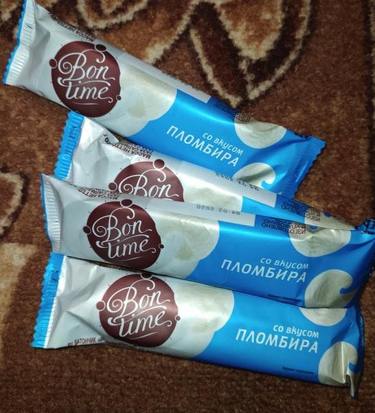 Батончик Bon time со вкусом пломбира — фото из отзыва «Замена мороженому?) Реально ли?))» (1 из 6)