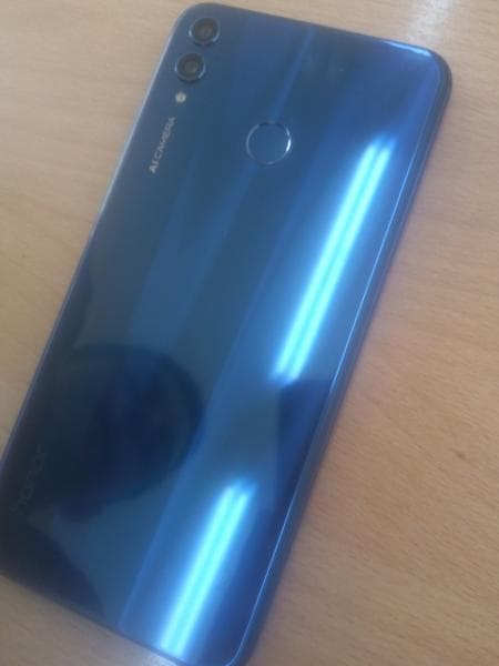 Телефон Huawei Honor 8X — фото из отзыва «Телефон лучше всего подходит для просмотра видео и видеоигр»