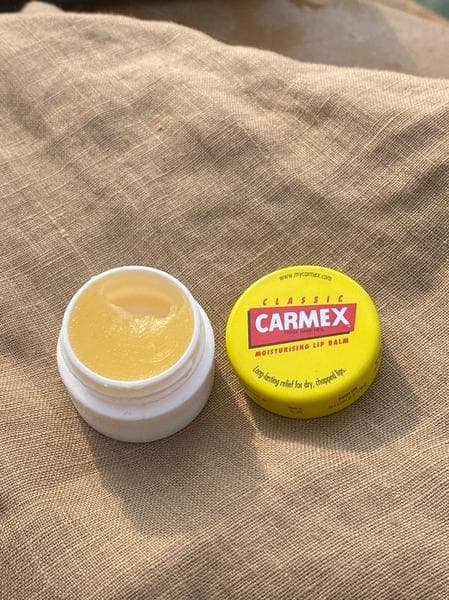 Бальзам для губ Carmex  — фото из отзыва «Жаль, что только сейчас познакомилась с ним»