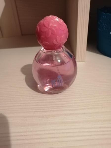 Духи Avon Petit Attitude — фото из отзыва «Прекрасный цветочный аромат» (2 из 2)