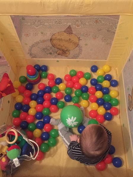 Манеж Babyton — фото из отзыва «Можно на время оставить малыша без присмотра» (1 из 2)