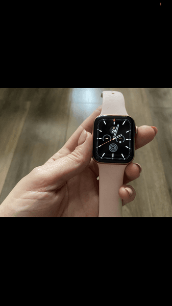 Apple watch series 5 — фото из отзыва «Нужная вещь для людей занимающихся спортом»