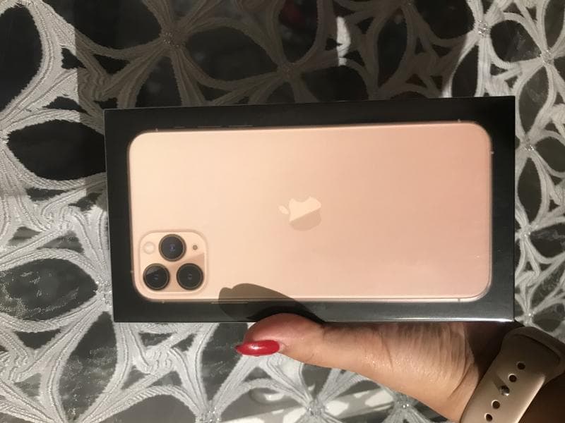 Телефон Apple 11 pro max — фото из отзыва «Мечта»
